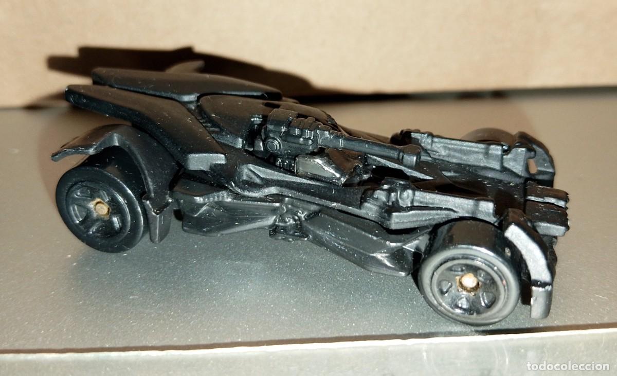 Coches a escala Hot Wheels: Hot wheels Batmobile DC comics