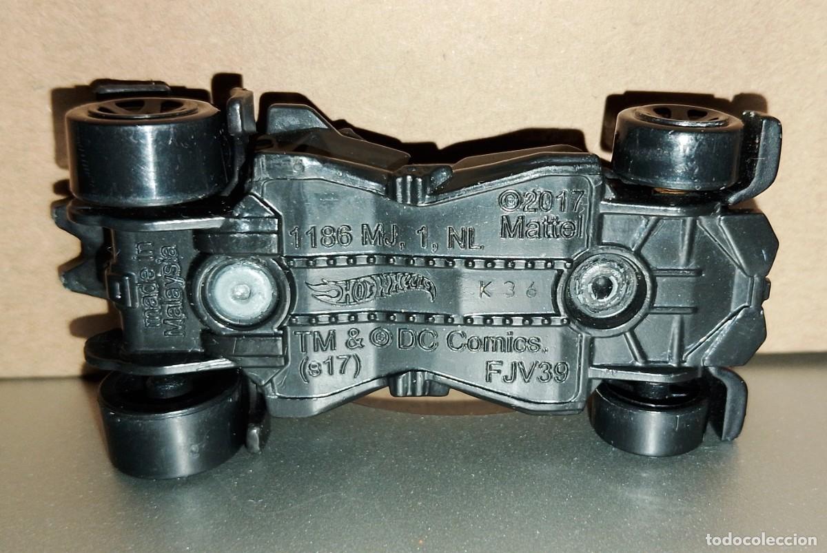 Coches a escala Hot Wheels: Hot wheels Batmobile DC comics - Foto 6