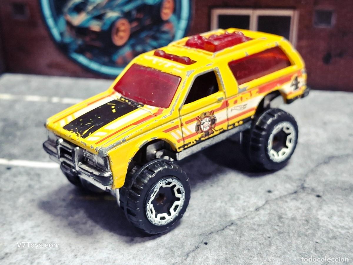 Coches a escala Hot Wheels: Blazer 4x4 Hot Wheels 2016 HW Rescue Mattel Chevy