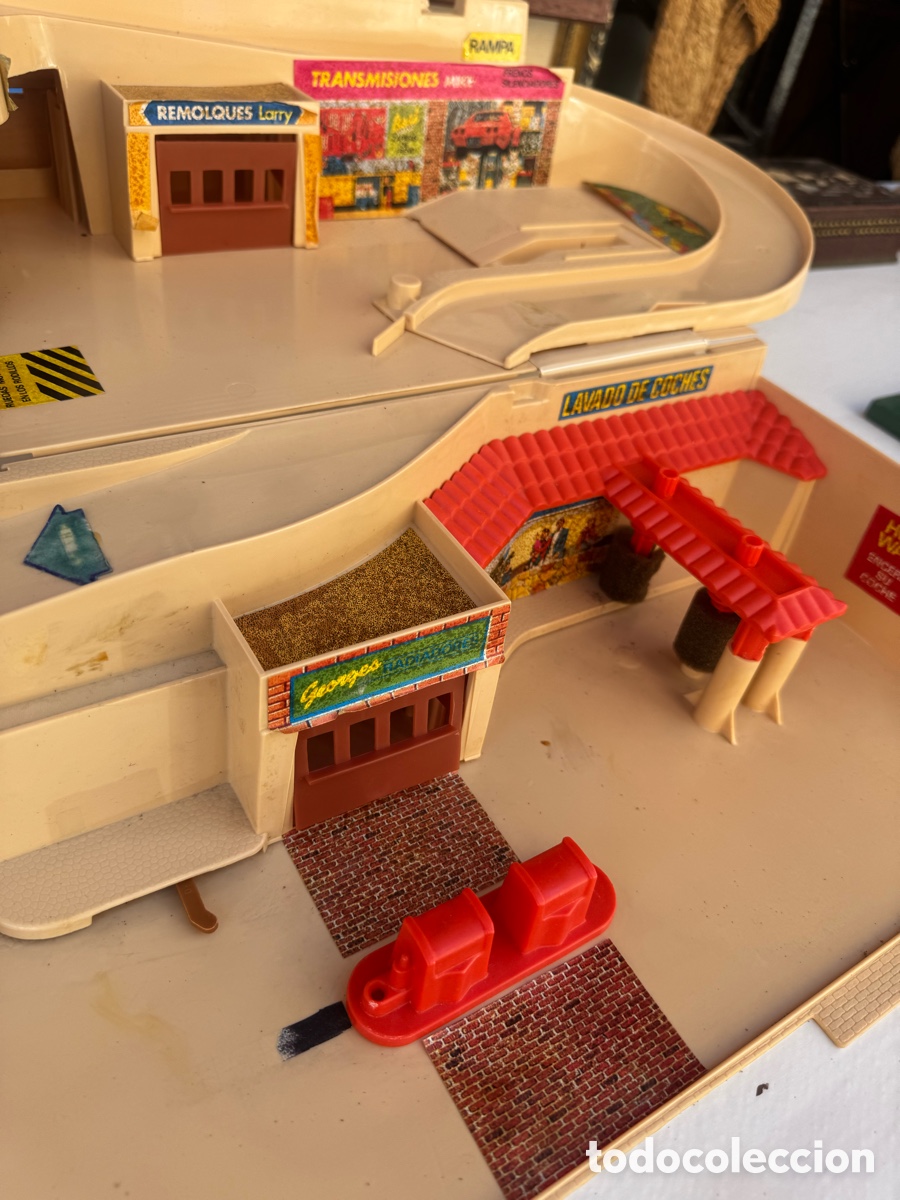 Coches a escala Hot Wheels: Estaci&oacute;n de servicio Hot Wheels