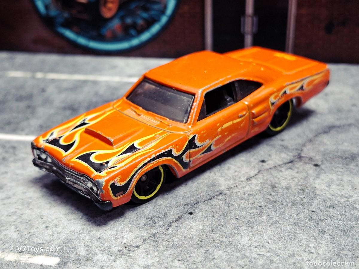 Coches a escala Hot Wheels: Dodge Coronet Superbee '69 Hot Wheels 2016 HW Flames Mattel