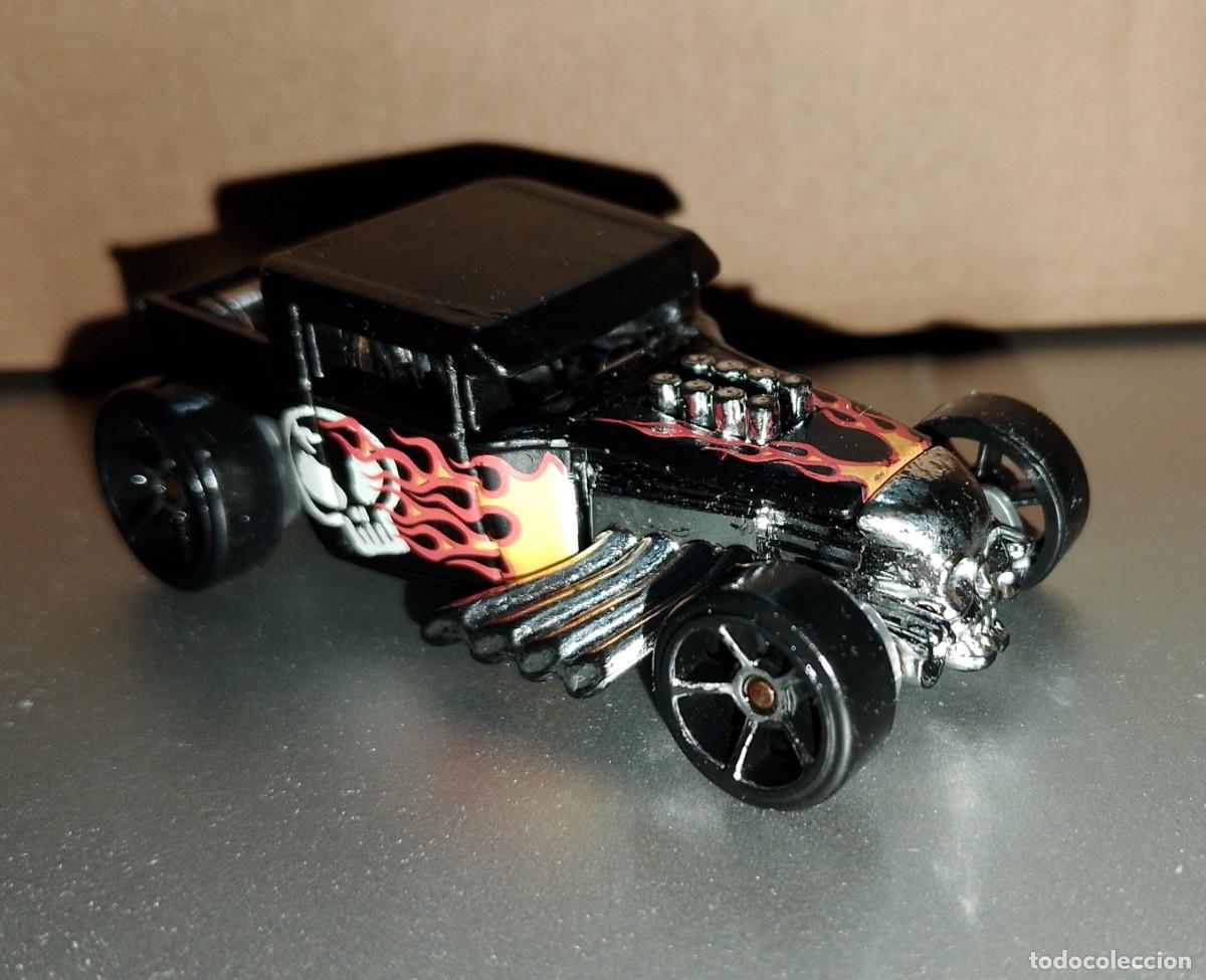 Coches a escala Hot Wheels: Hot wheels Bone Shaker (3)