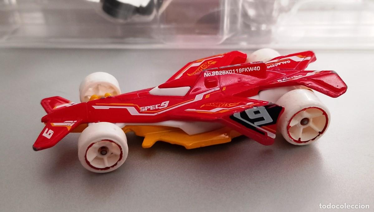 Coches a escala Hot Wheels: Hot wheels Galactic color rojo ruedas blancas