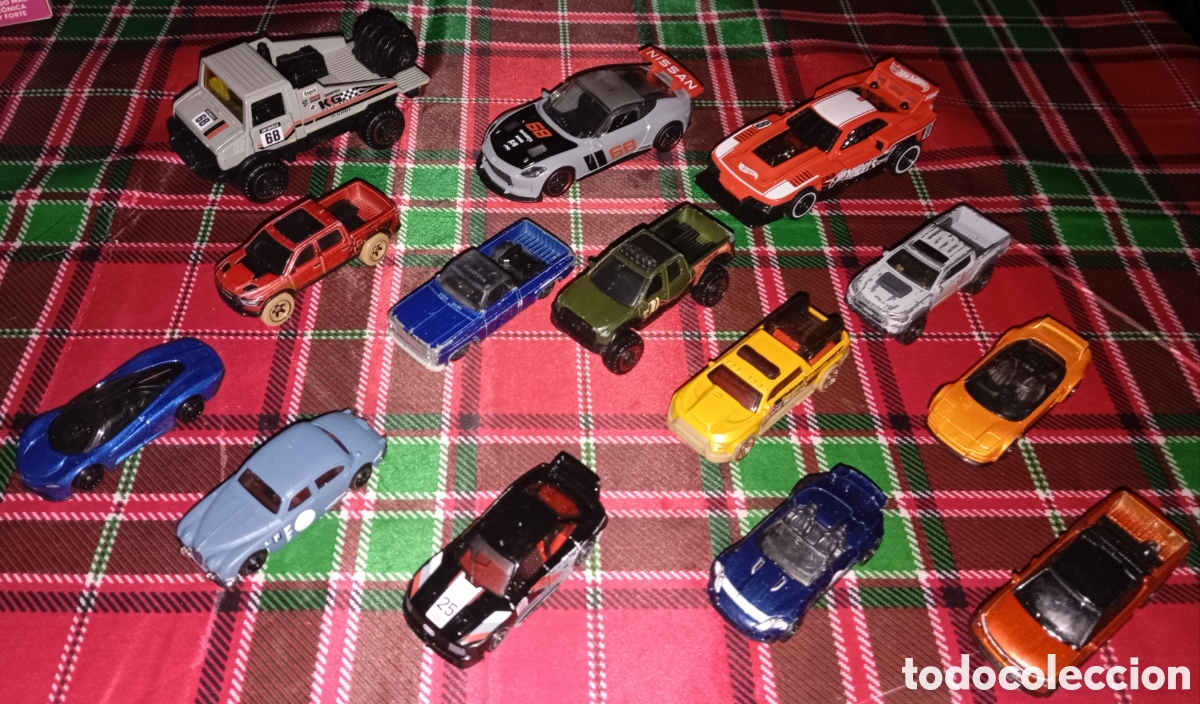Carros em escala Hot Wheels: Hot Wheels Lote coches