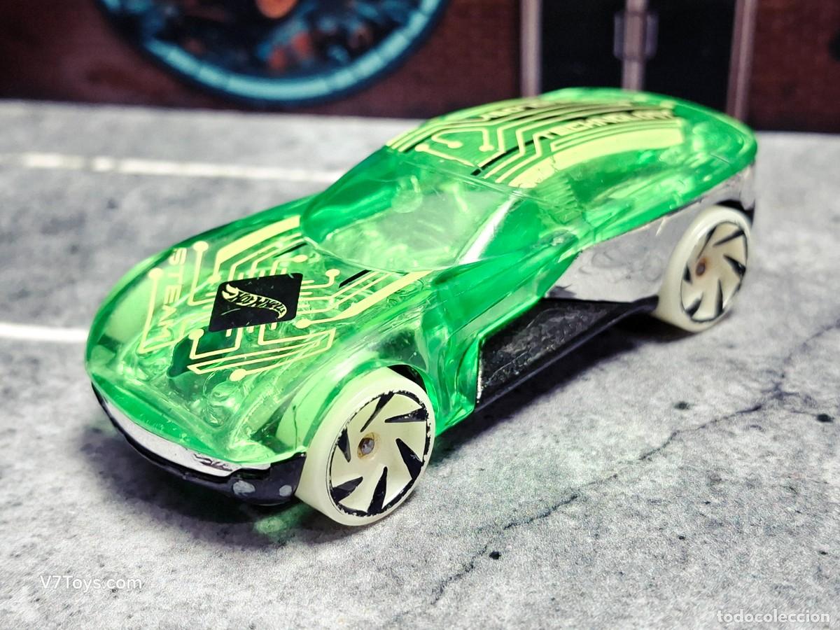Coches a escala Hot Wheels: Forward Force Hot Wheels 2023 HW Design Lab Mattel