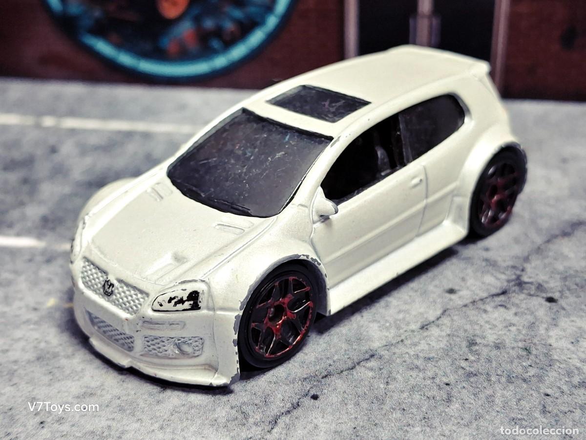 Coches a escala Hot Wheels: Volkswagen Golf GTI Hot Wheels 2016 Mattel