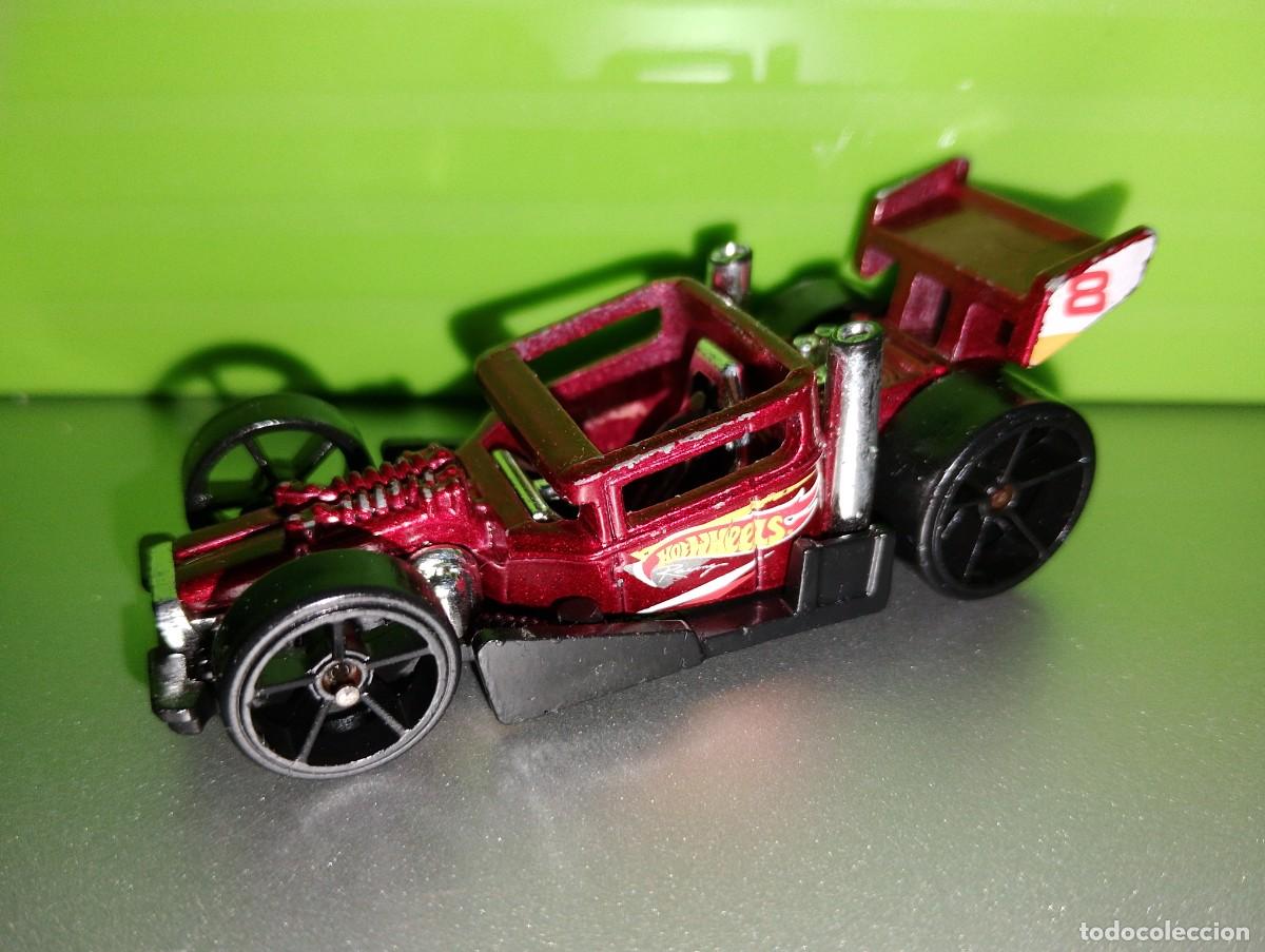 Coches a escala Hot Wheels: Hot wheels Bone Speeder rojo Race Team Series 2015 7/10