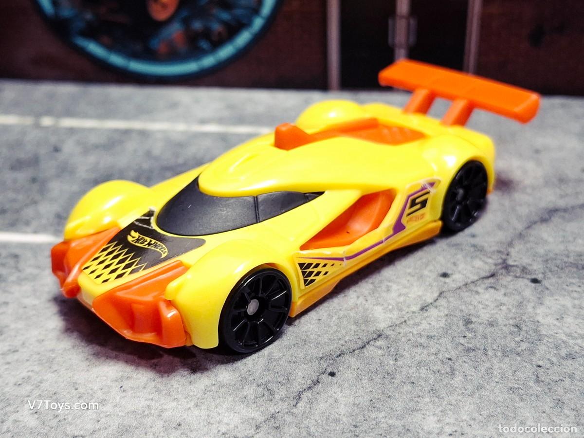 Coches a escala Hot Wheels: Mach Speeder Burger King 2022 Hot Wheels Mattel