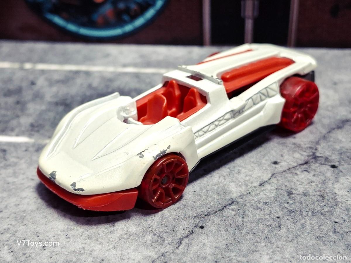 Coches a escala Hot Wheels: El Viento Hot Wheels 2019 X-Raycers Mattel