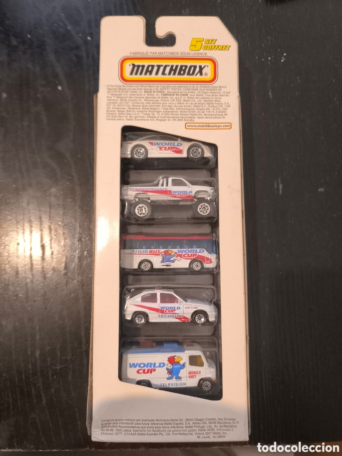 Coches a escala Hot Wheels: Matchbox Set world cup soccer 5-Pack - Foto 4