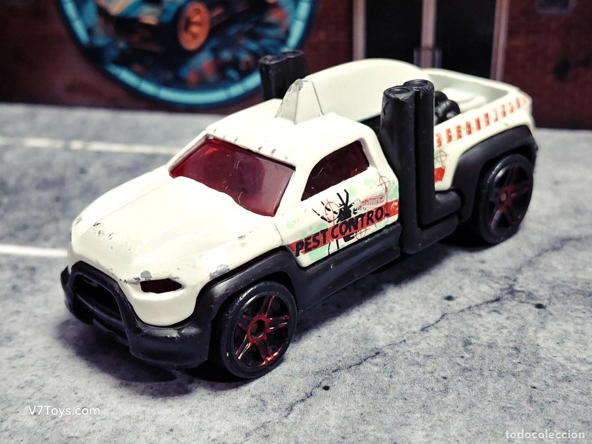 Coches a escala Hot Wheels: Diesel Duty Hot Wheels 2016 Street Beasts Mattel