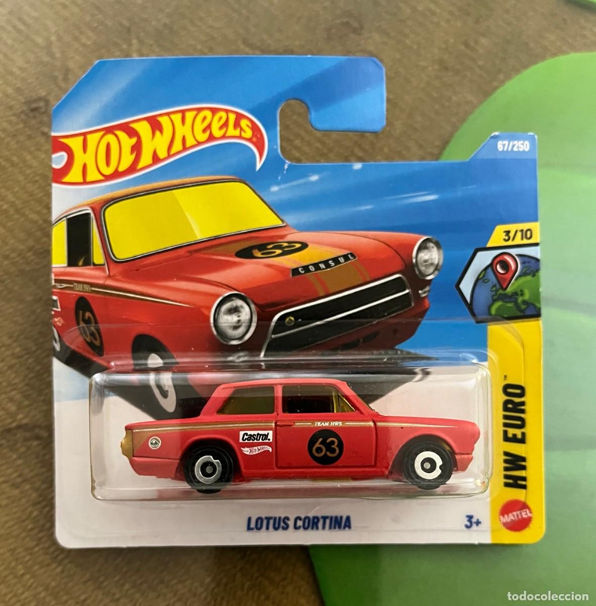 Coches a escala Hot Wheels: Lotus Cortina Hot Wheels