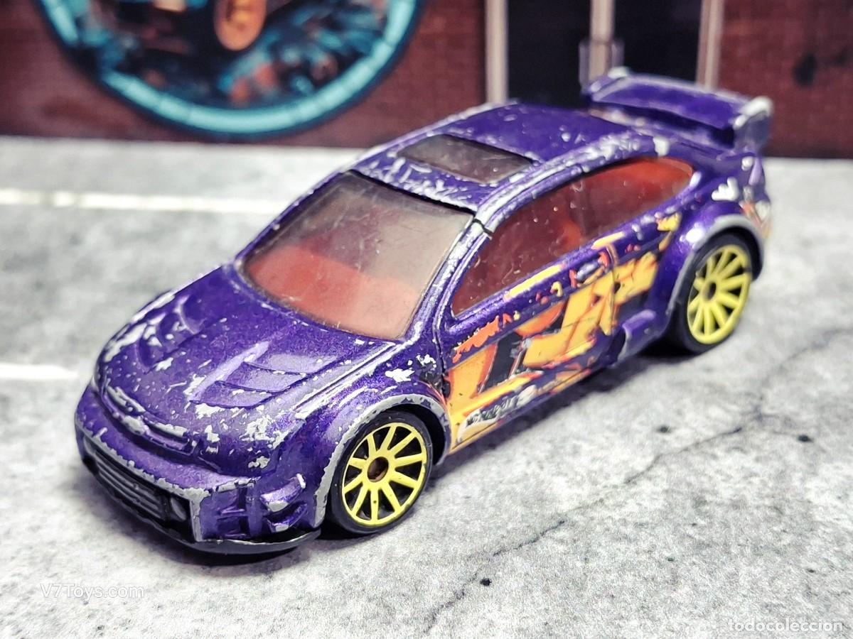 Coches a escala Hot Wheels: Ford Focus '08 Hot Wheels 2015 Graffiti Rides Mattel (ver fotos)