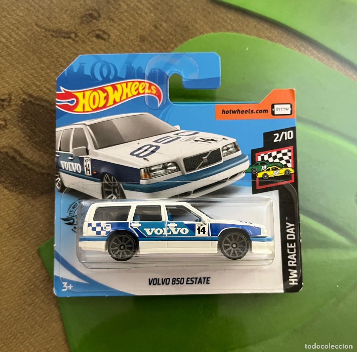 Coches a escala Hot Wheels: Volvo 850 Estate HW Race Day Hot Wheels