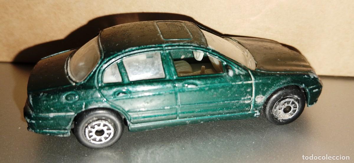Coches a escala Hot Wheels: Jaguar S- Type welly verde - Foto 7