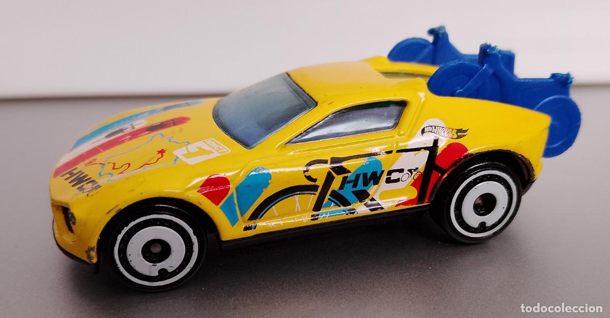 Coches a escala Hot Wheels: Hot wheels Rise'N Climb - Mystery Models Series 3 #7 2022 -