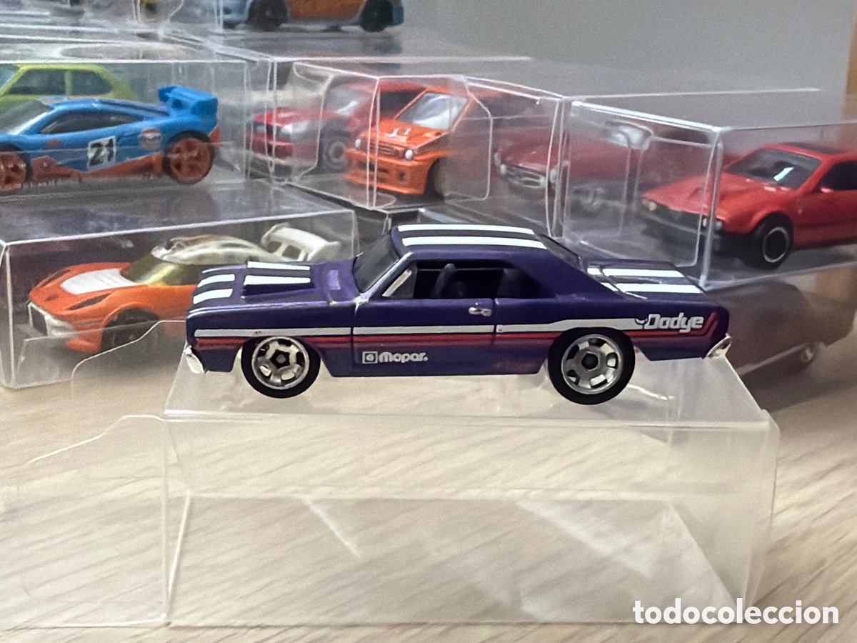 Coches a escala Hot Wheels: Hot Wheels Dodge Dart