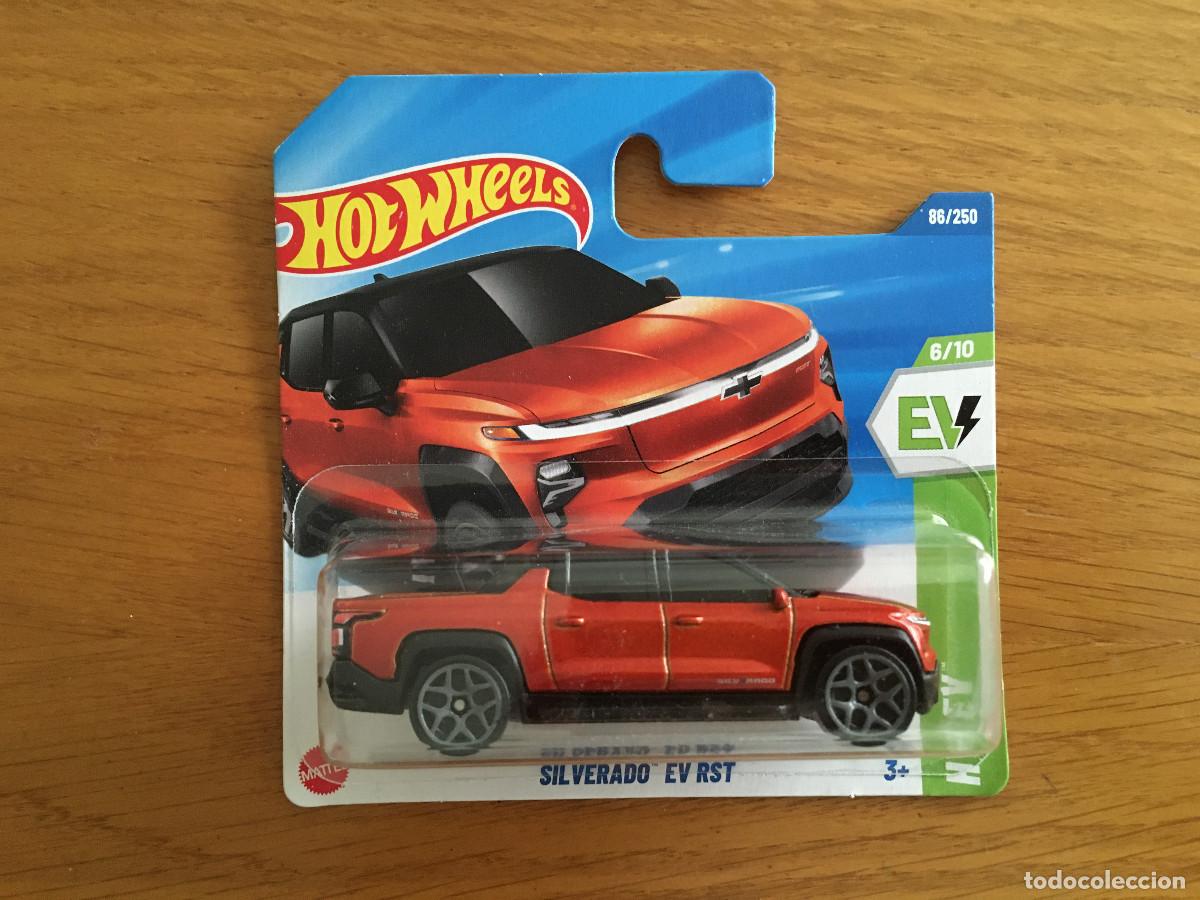 Coches a escala Hot Wheels: Coche Hot Wheels Silverado EV RST. NUEVO A ESTRENAR.