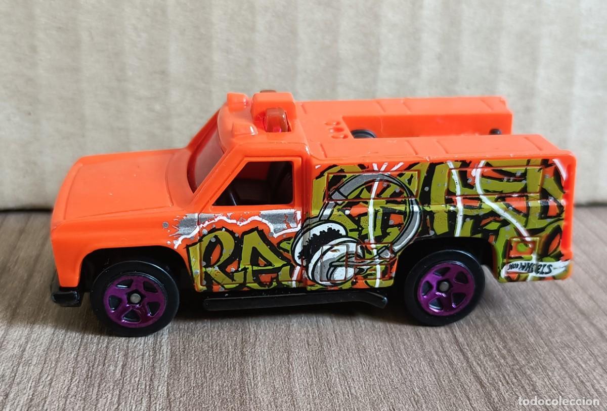 Coches a escala Hot Wheels: Juguete, coche Mattel - Hot wheels - la conservacion es buena