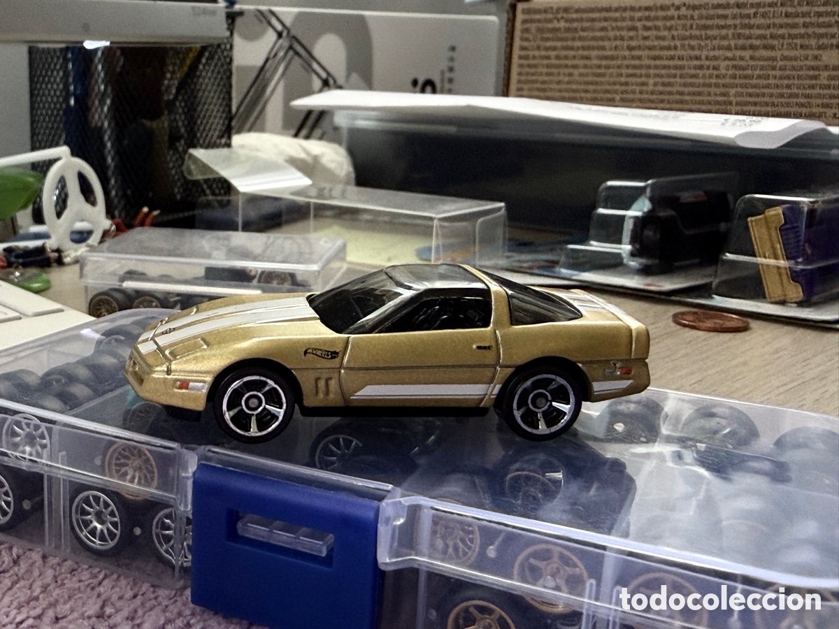Coches a escala Hot Wheels: Hot Wheels &lsquo;84 Corvette
