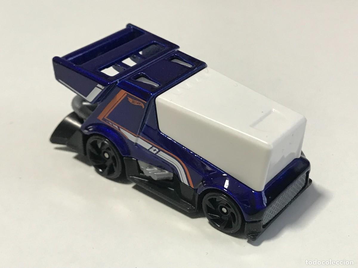 Coches a escala Hot Wheels: HOTWHEELS HWMM RINK RACER, TIPO HOT WHEELS