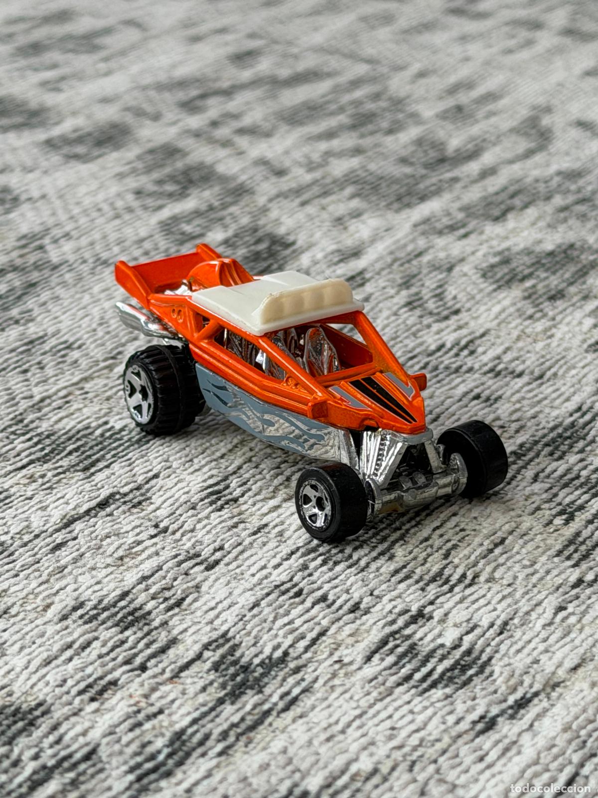 Coches a escala Hot Wheels: FIGURA COCHE MET&Aacute;LICO - HOT WHEELS - DUNE IT UP