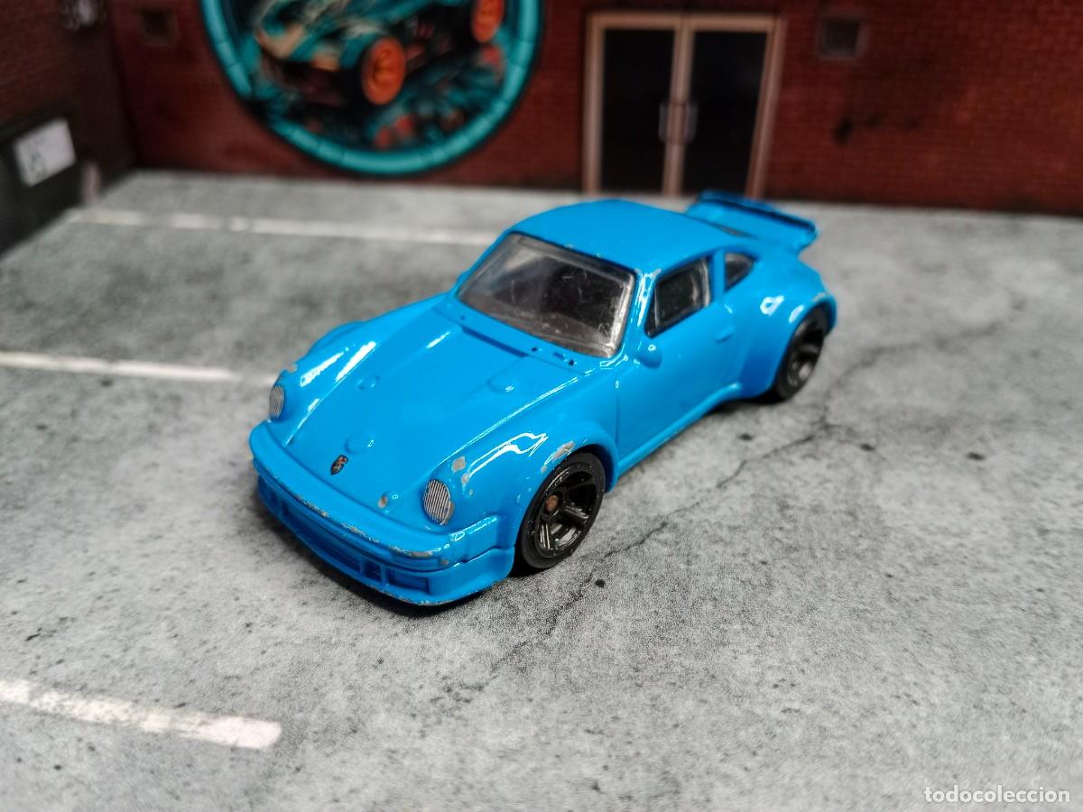 Coches a escala Hot Wheels: Porsche 934 Turbo RSR Hot Wheels 2015 HW Workshop: HW Garage Mattel