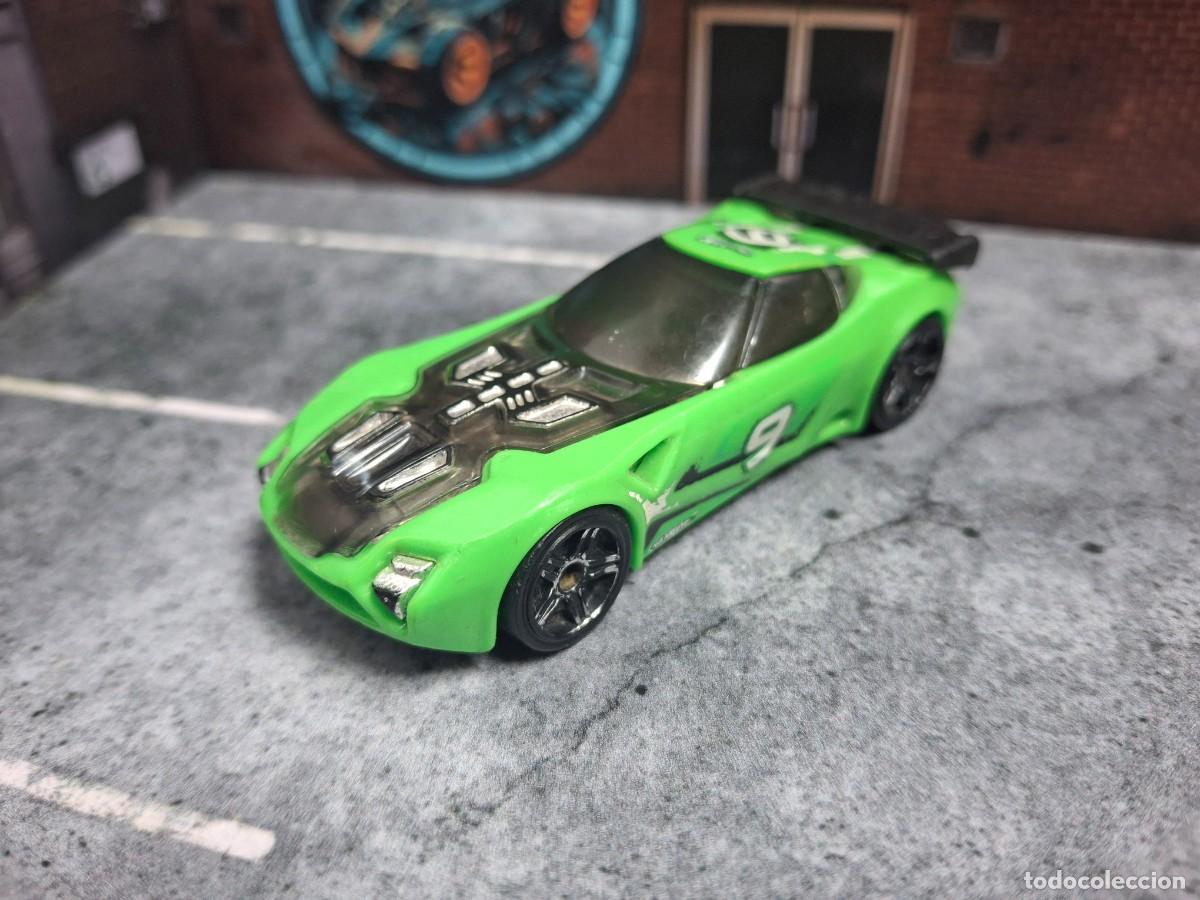 Coches a escala Hot Wheels: Nerve Hammer Hot Wheels 2009 Track Stars Mattel