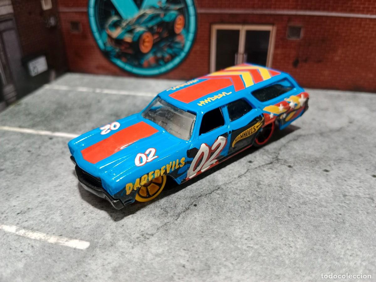 Coches a escala Hot Wheels: Chevelle SS Wagon '70 Hot Wheels 2018 HW Daredevils Mattel