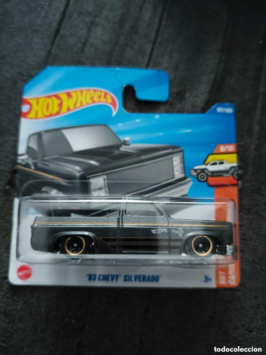 Carros em escala Hot Wheels: HOT WHEELS 2025 157/250 - &acute;83 CHEVY SILVERADO - 1/64