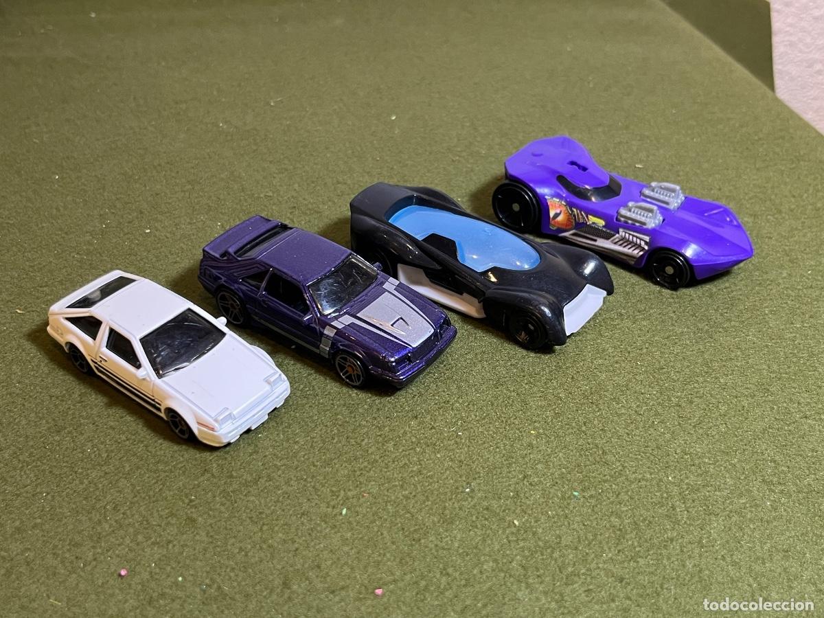 Voitures miniatures Hot Wheels: Lote de 4 coches Hot Wheels originales Mattel &ndash; Toyota AE86 Trueno, '84 Mustang SVO, Futurismo y Twi