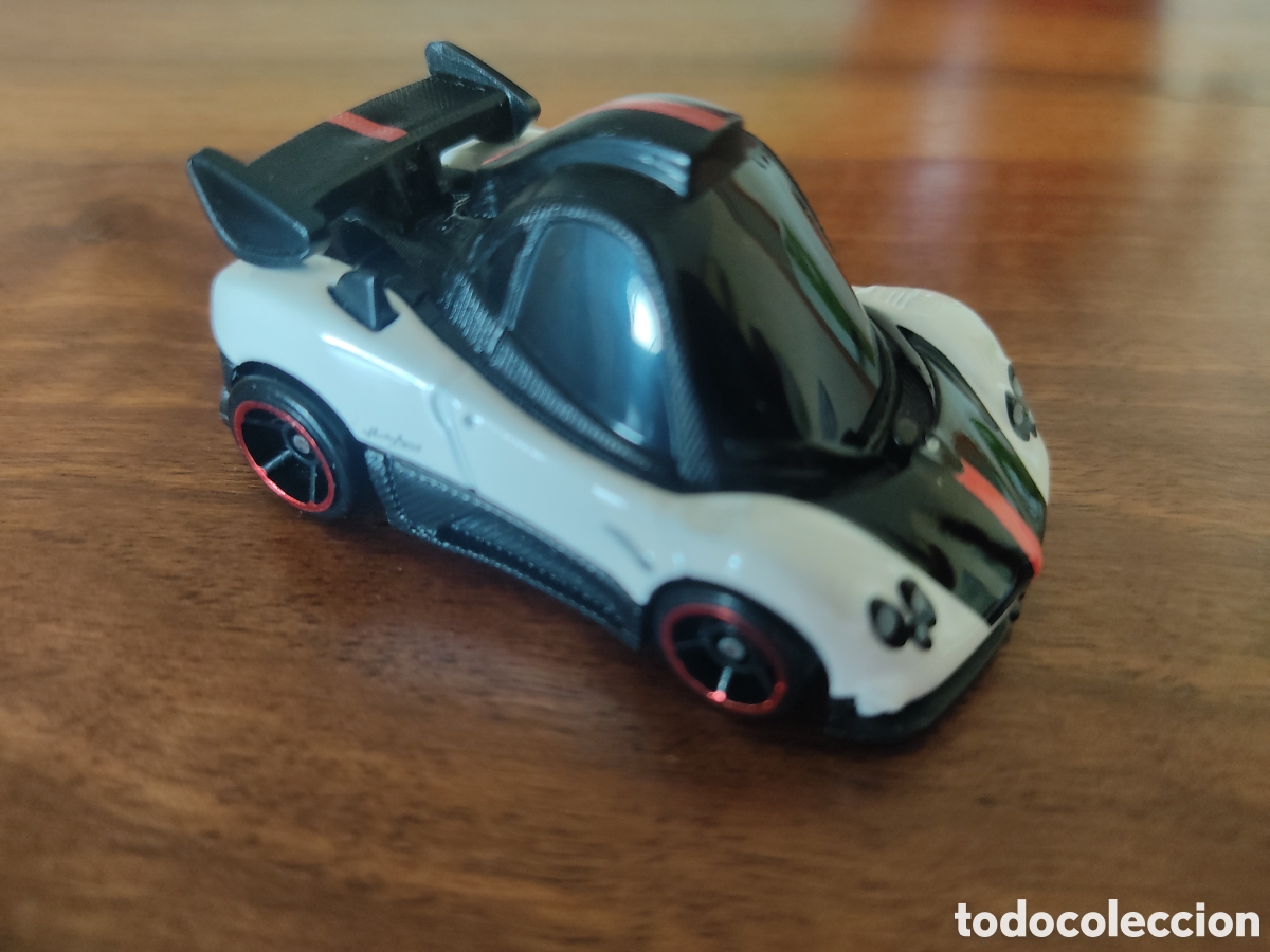 Auto in scala Hot Wheels: HOT WHEELS Pagani zonda cinque