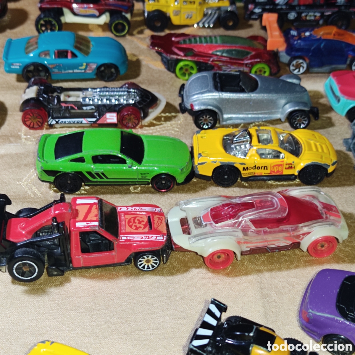 Coches a escala Hot Wheels: Lotazo de coches Hot Wheels. - Foto 11