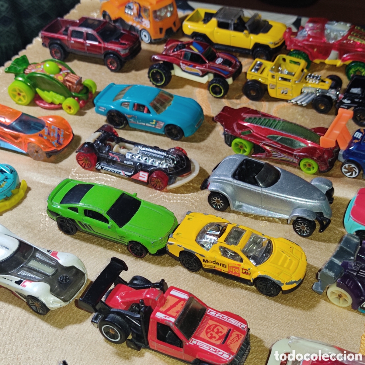Coches a escala Hot Wheels: Lotazo de coches Hot Wheels. - Foto 19