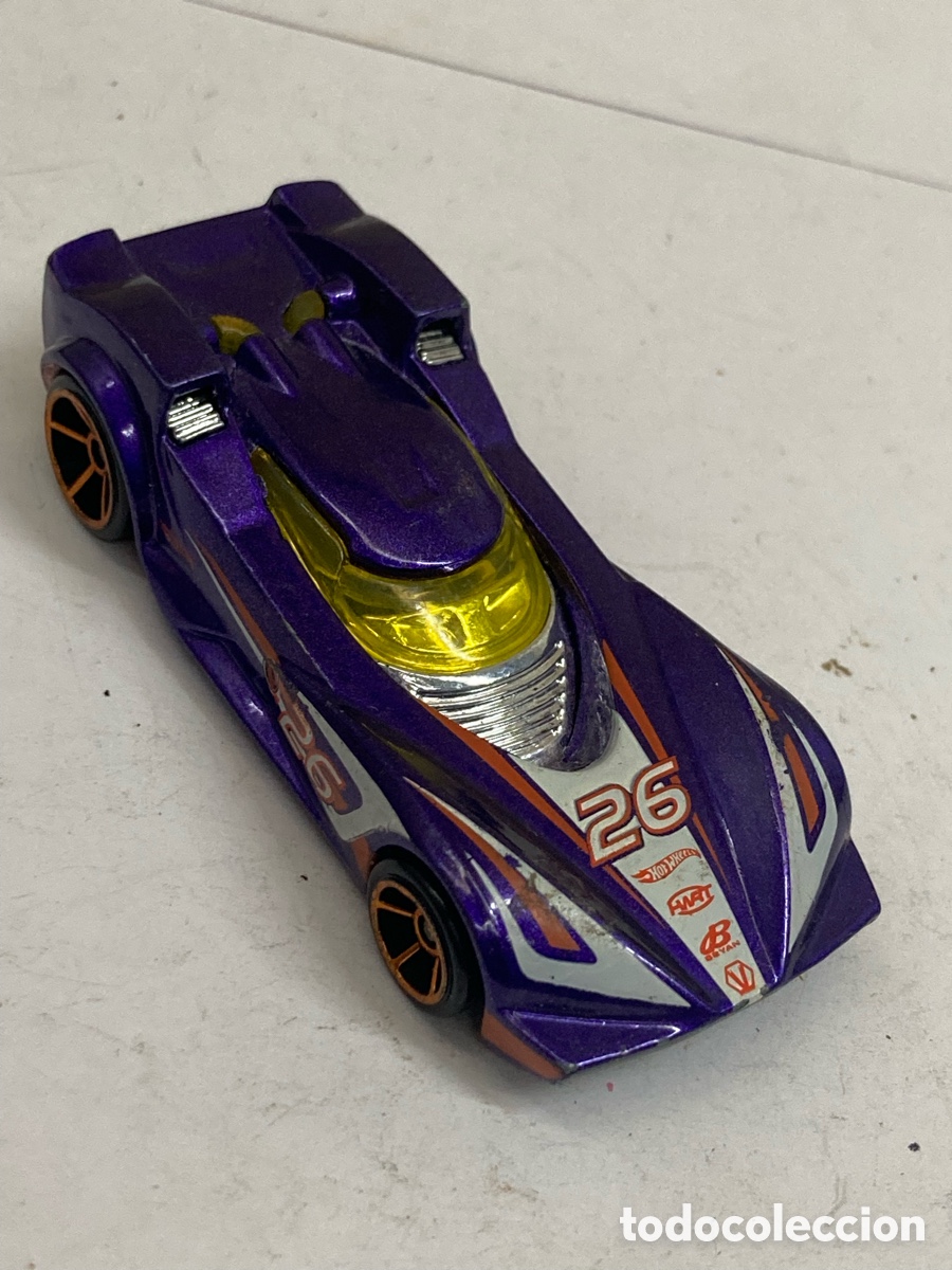 Coches a escala Hot Wheels: coche a escala 1:64 Hot Wheels modelo Scoopa Di Fuego de la serie Track Stars