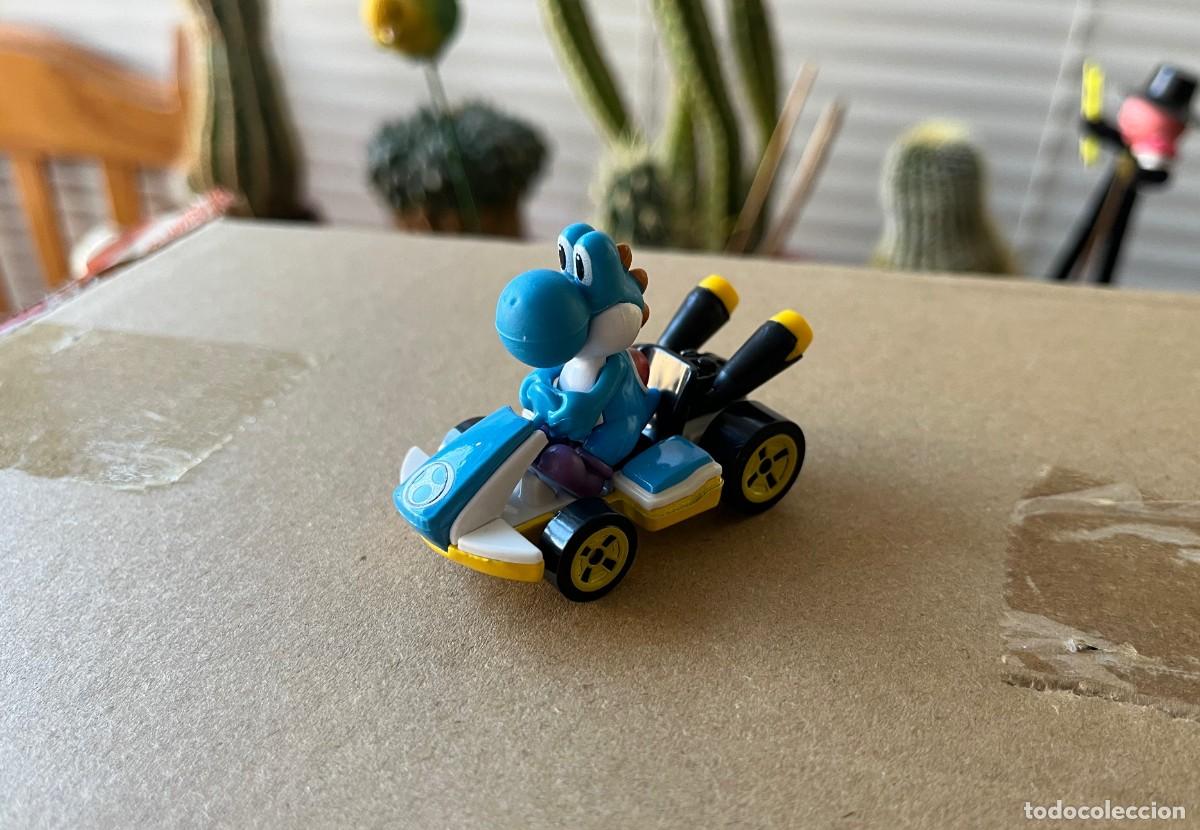 Coches a escala Hot Wheels: Light Blue Yoshi Mario Kart Hot Wheels