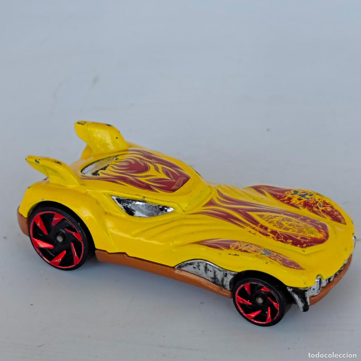 Coches a escala Hot Wheels: HOTWHEELS - HOWLIN HEAT - THAILAND MATTEL 2010