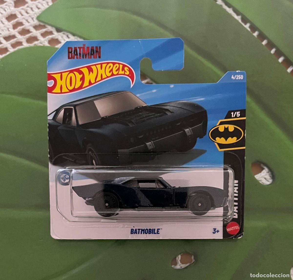 Coches a escala Hot Wheels: Batmobile 4/250 Hot Wheels
