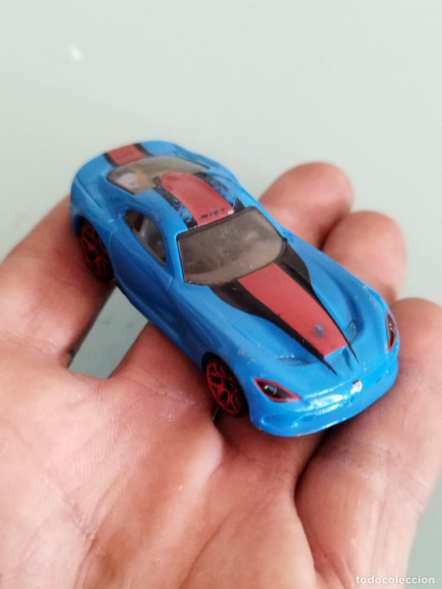 Coches a escala Hot Wheels: Coche de juguete Hot Wheels SRT Viper del a&ntilde;o 2013.