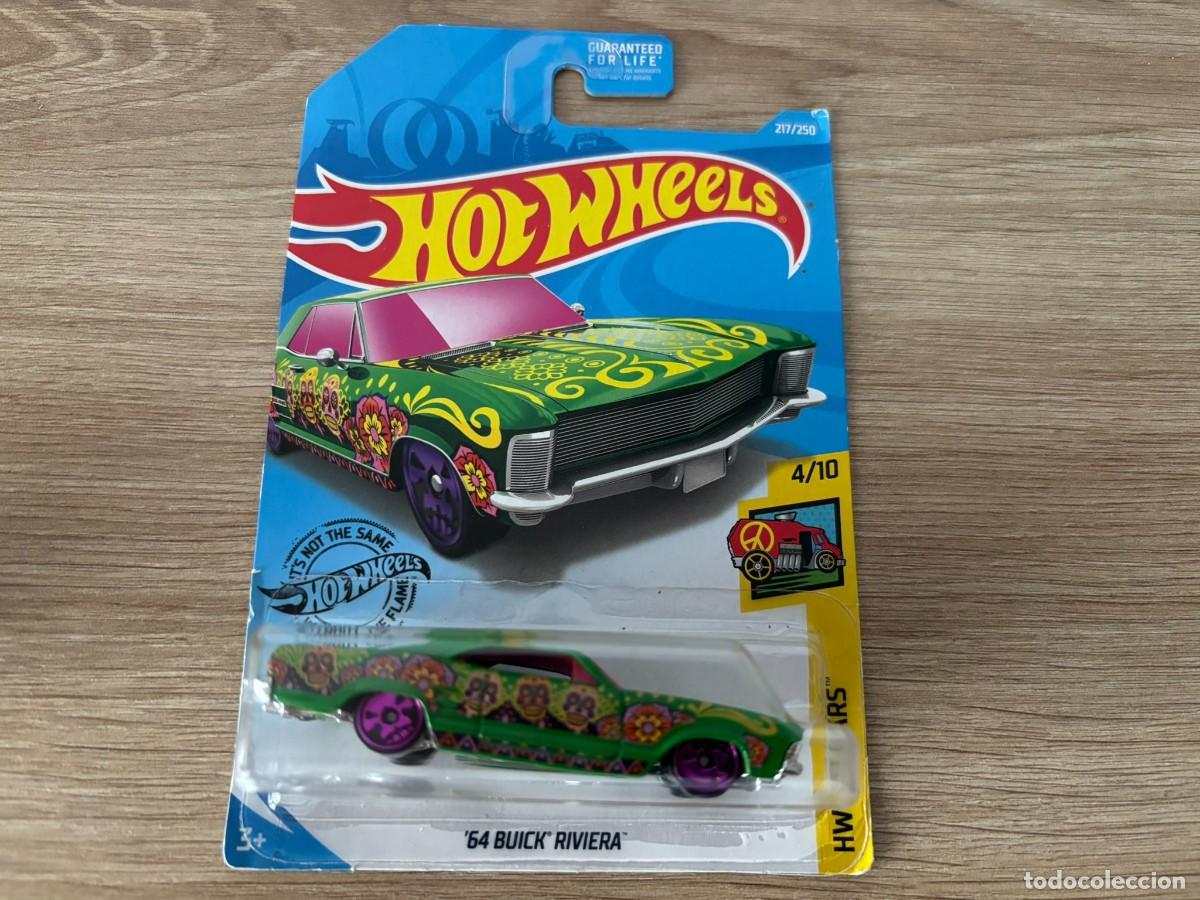 Carros em escala Hot Wheels: Buick riviera hot wheels