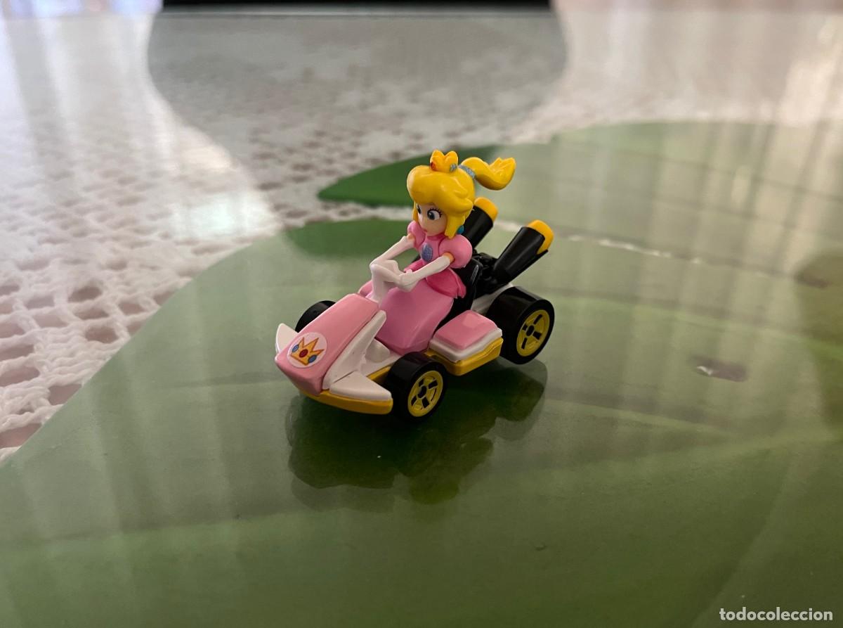 Coches a escala Hot Wheels: Peach Mario Kart Hot Wheels