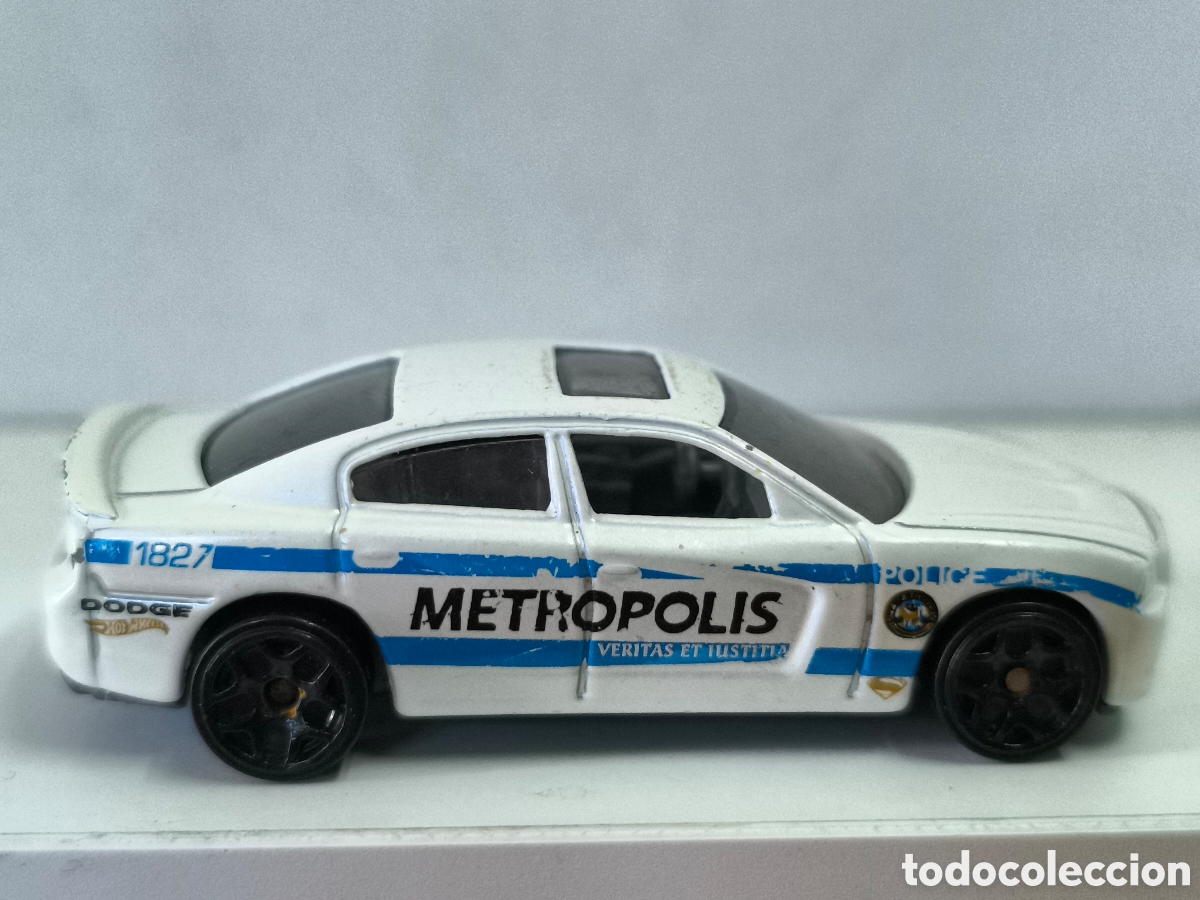 Coches a escala Hot Wheels: Dodge metr&oacute;polis charger