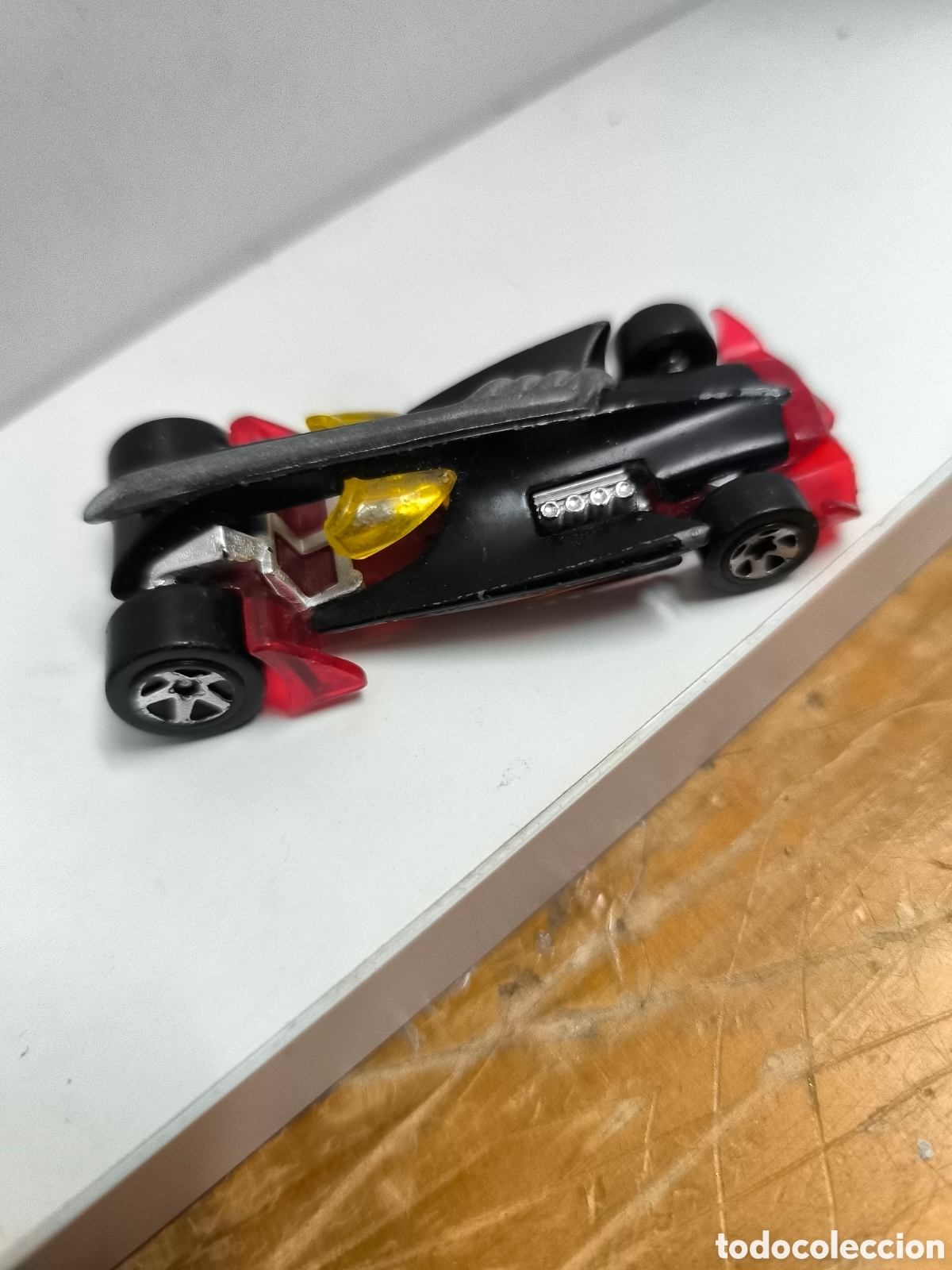 Coches a escala Hot Wheels: 2000 HOT WHEELS VULTURE ROADSTER BLACK & RED 1:64 DIECAST 2 7/8&rdquo; RACE CAR - NICE