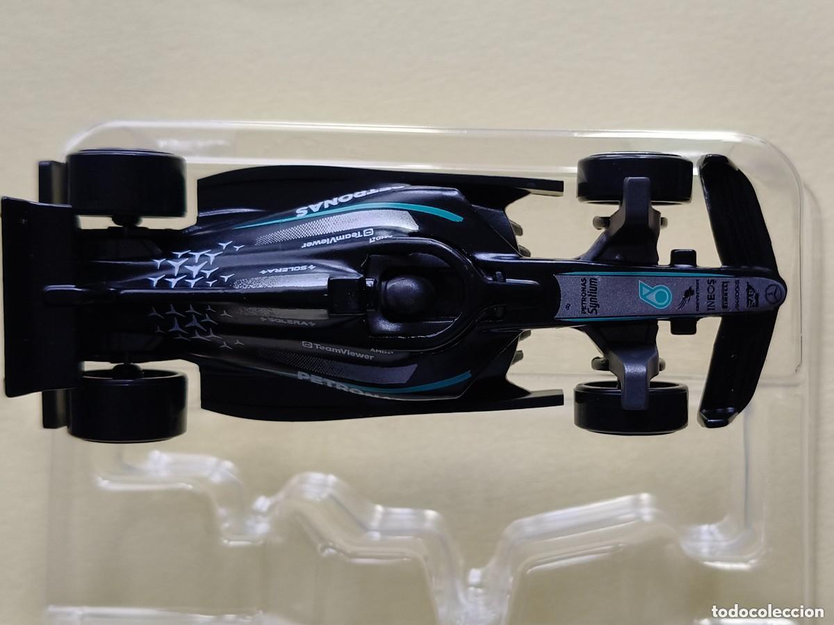 Auto in scala Hot Wheels: Hot Wheels Premium Formula 1 Mercedes-AMG Petronas a escala 1:64.