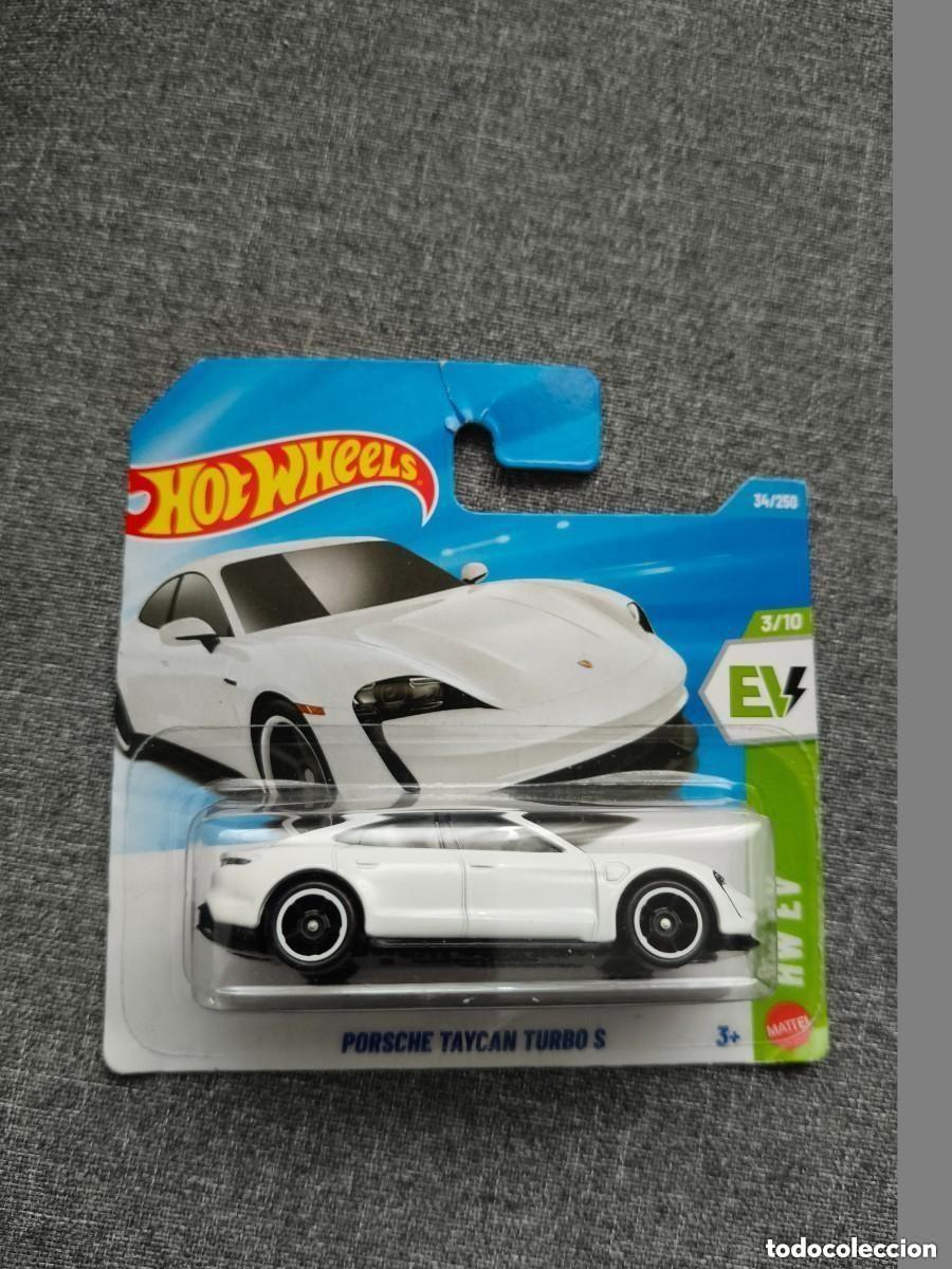 Model cars Hot Wheels: HOT WHEELS - PORSCHE 911 TAYCAN TURBO S - 34/250