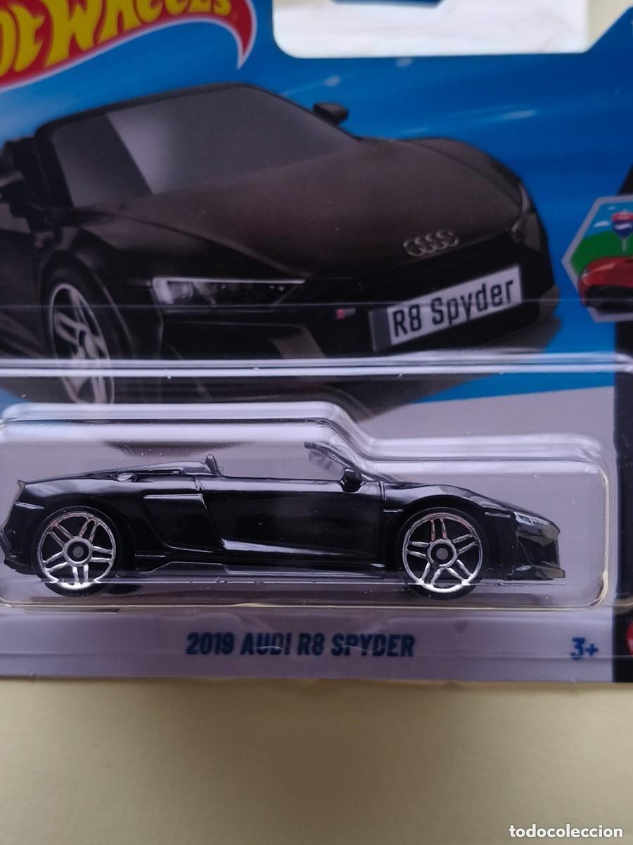 Auto in scala Hot Wheels: HOT WHEELS 2026 130/250 - 2019 AUDI R8 SPYDER - ESCALA 1/64 (2UD)