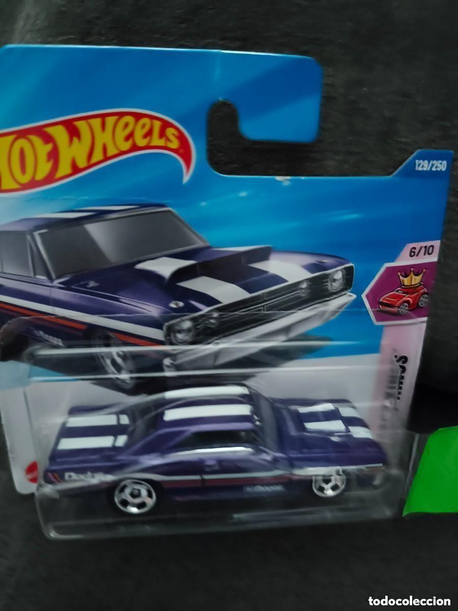 Voitures miniatures Hot Wheels: HOT WHEELS 2025 129/250 - &acute;68 DODGE DART - ESCALA 1/64