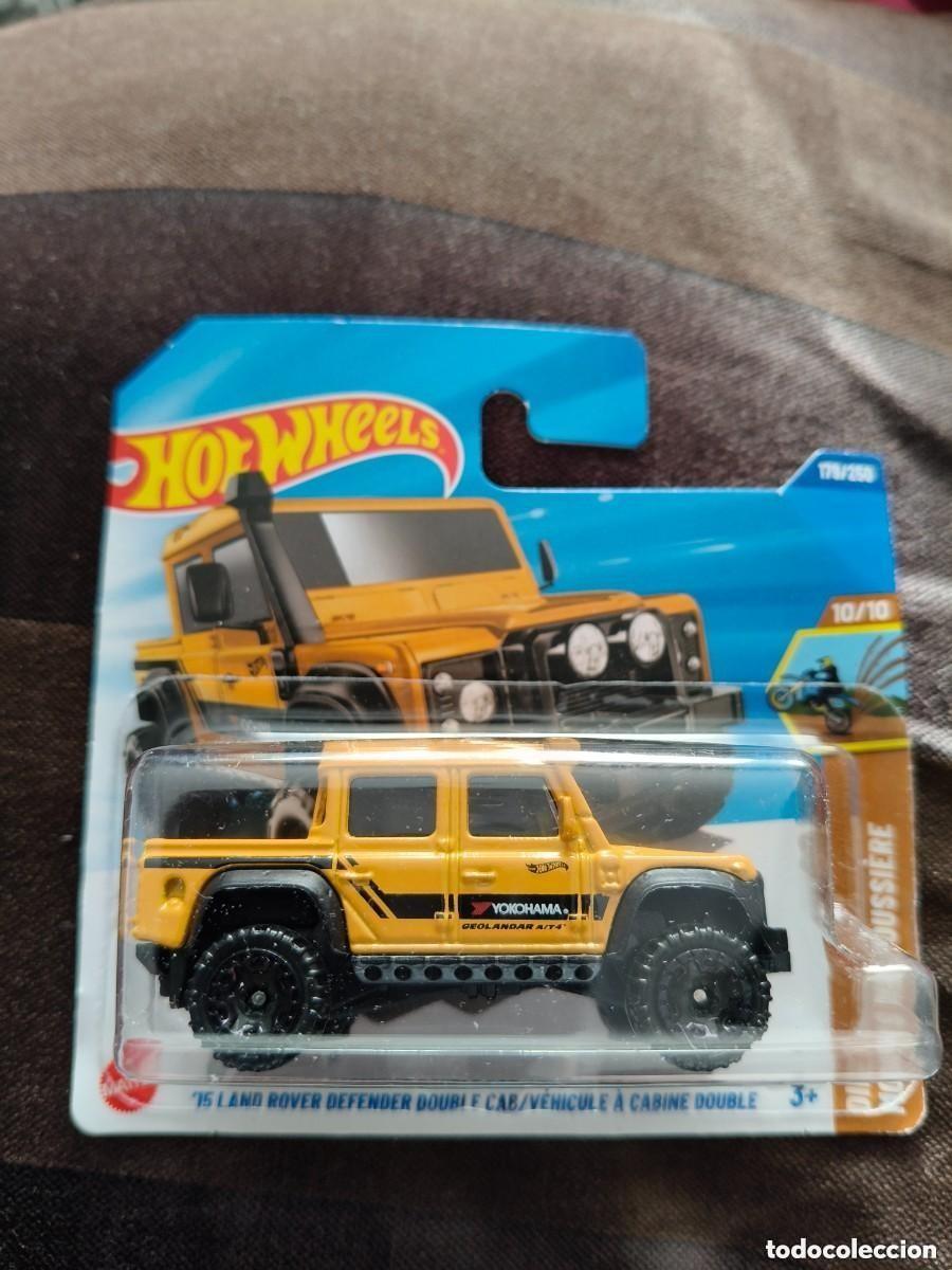 Modellautos Hot Wheels: HOT WHEELS 2025 179/250 - &acute;15 LAND ROVER DEFENDER DOUBLE CAB. - 1/64