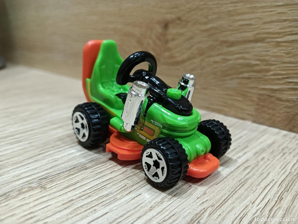 Coches a escala Hot Wheels: Hot Wheels Grass Chomper - Foto 1