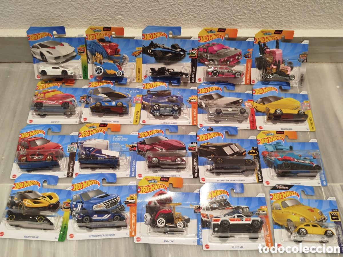 Coches a escala Hot Wheels: Lote de 20 Coches Hot Wheels (Colecci&oacute;n / Nuevos en Bl&iacute;ster)